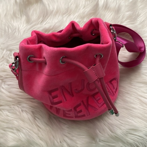 Pink velour Bucket Bag/purse - Picture 2 of 10